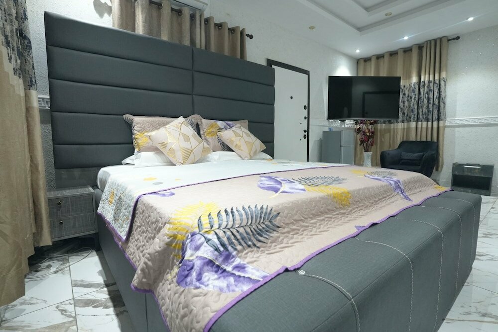 Mercy Royal Heights