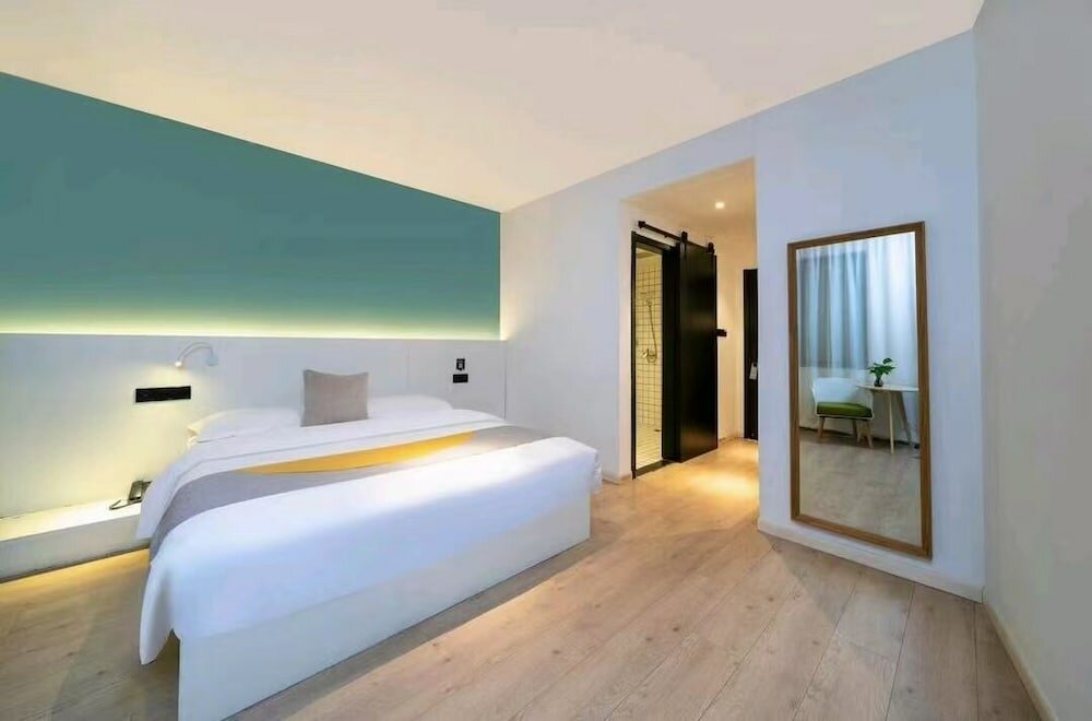 Heli Hotel