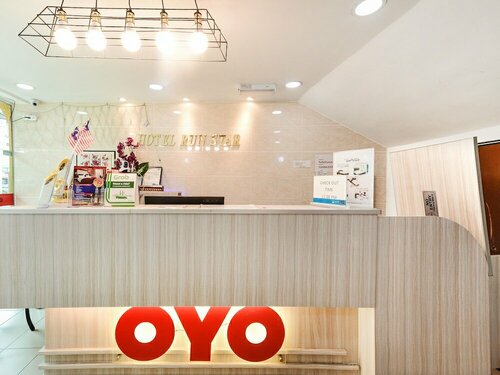 OYO 805 Hotel Run Star, Забронировать Отель Недорогие отели Чоу-Кит, недорого