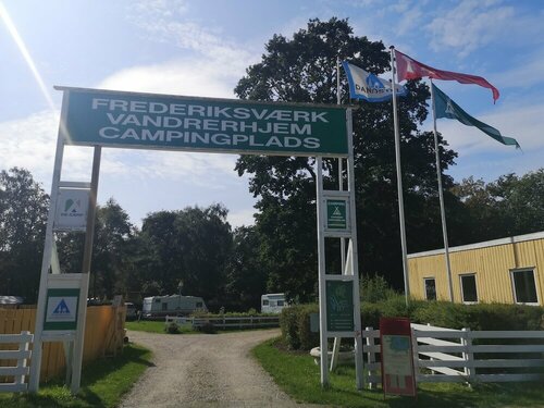 Frederiksværk Camping & Hostel, Buchen Sie Campingplatz Camping & Glamping in Seeland, Campingplatz
