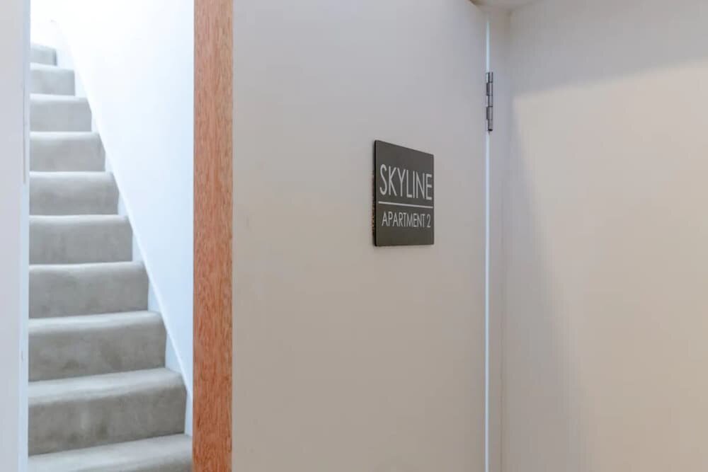 Unique and Sun Filled 2 Bedroom Flat With Balcony -hackney