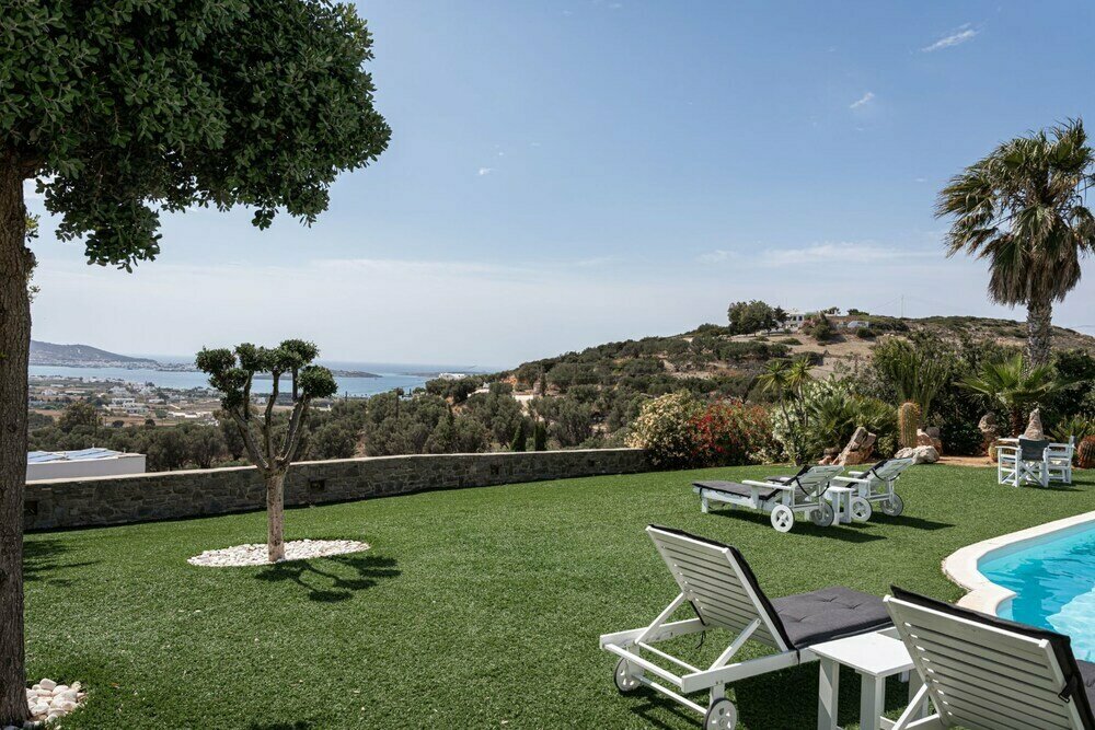 Villa Phos Paros