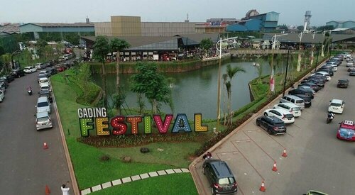 Kelapa Gading House, Rezervați Vilă Hoteluri în Jakarta cu parcare, Parcare