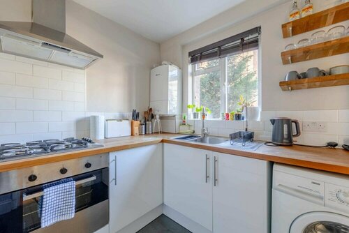 Lovely 2BD House With Garden - Islington, Забронировать Отель Отели Большого Лондона 3 звезды, 3*