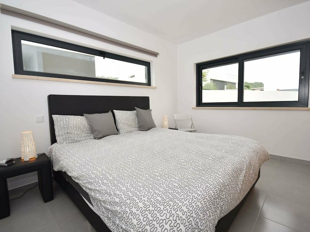 Modern Villa With Private Swimming Pool Near Nazare