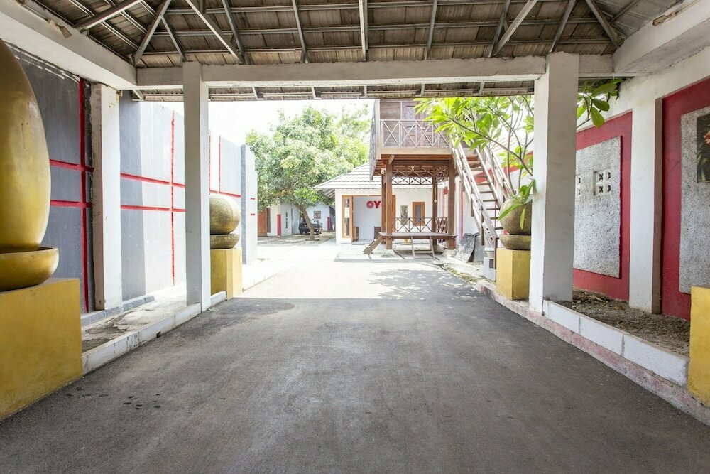 SPOT ON 1055 Sakura Homestay Syariah