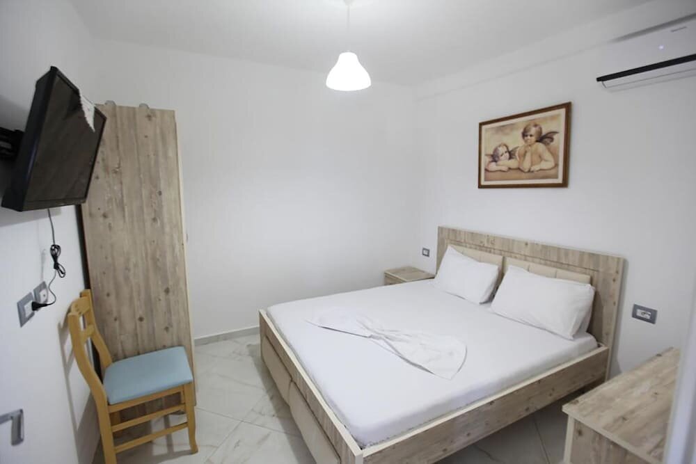 Vila Riza Veliu