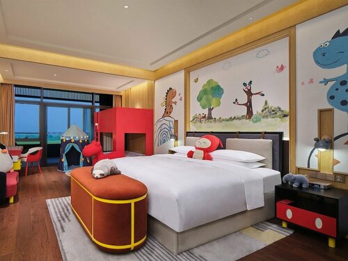 HUALUXE Suzhou Bay Hot Spring Resort by IHG, Забронировать Курортный отель Отели Сучжоу с бассейном, Бассейн