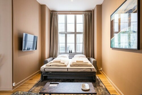 On the Mile 4 - Into This Place, Забронировать Отель Кристиансхавн Копенгаген, рядом с Пешеходная улица Строгет