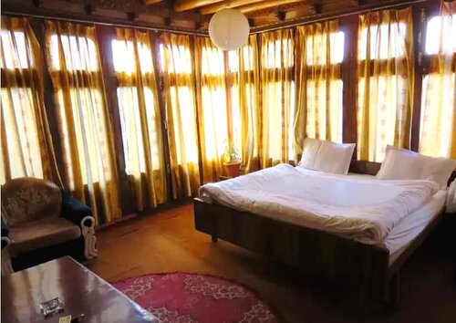 Tih Nezer View Guest House, Забронировать Гостевой дом Гостевые дома Джамму и Кашмира, Гостевой дом