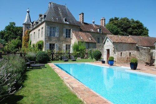 Château de Saint Paterne, Réserver Hôtel  