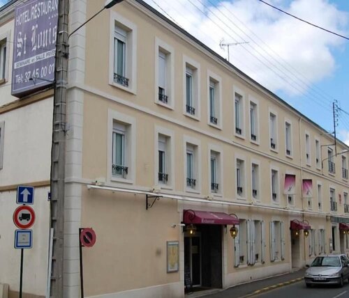 Hotel Des Couronnes Chateaudun, Rezerwuj Hotel Chateaudun 