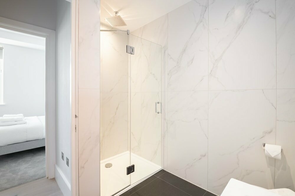 2 Queensberry Place by Stayo
