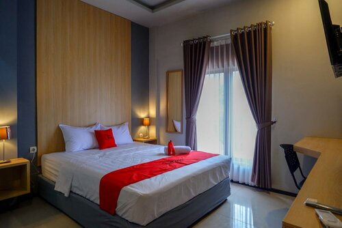 RedDoorz Syariah @ Jalan Sultan Agung Tegal, Брондау Қонақ үй Tegal 
