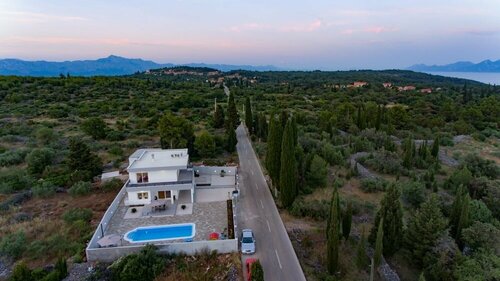 Villa Blazen, Брондау Вилла Bogomolje Hvar Island