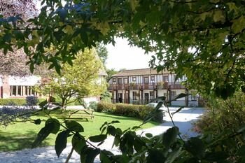 Le Domaine d'Herambault, Reservar Hotel Montcavrel 