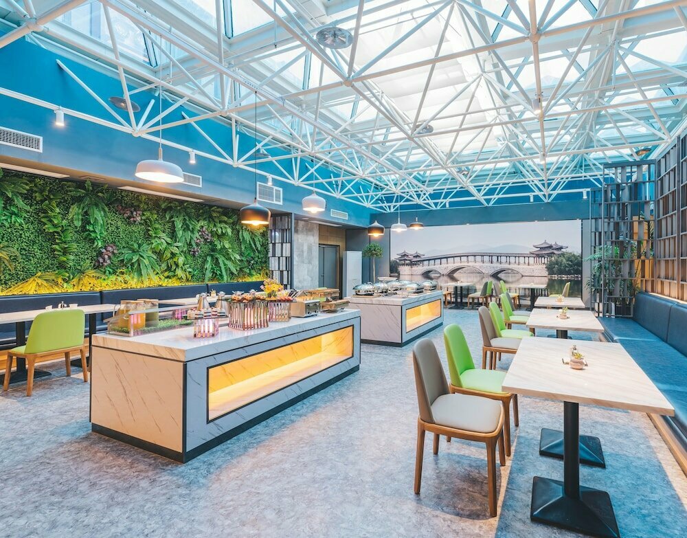 Atour Hotel Summer Mountain Resort Chengde