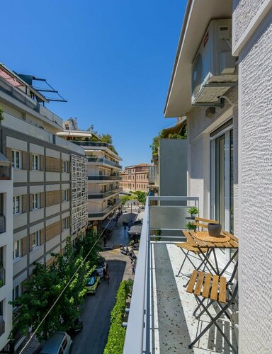 Lush 2bed apt. at the Acropolis, Забронировать Отель Неос-Космос Афины