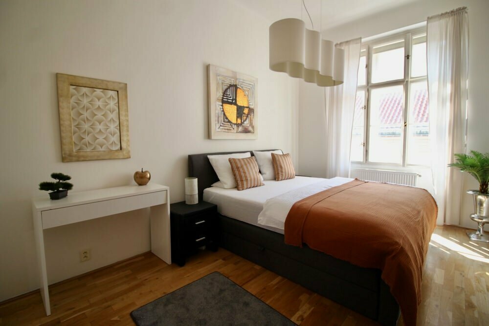 New Design & Style Apartment Old Town Xxl