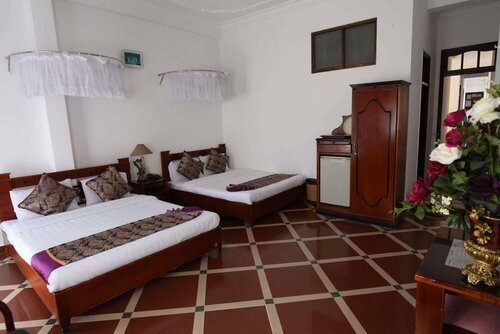 Red Sun Hotel, Забронировать Отель Далат Ламдонг, рядом с Площадь Лам Вьен