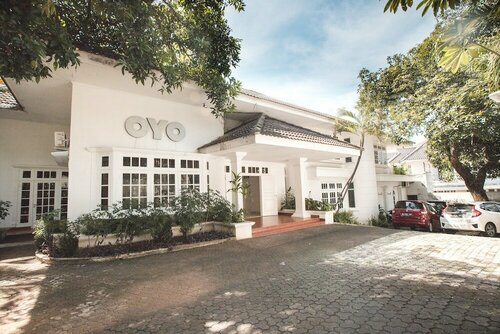 Capital O 332 Residence G17 Kemang, Book Hotel Hoteller i Jakarta med parkering, Parkering