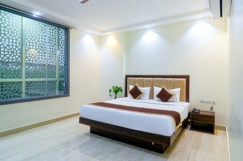 Fabhotel The Premium Suits, Забронировать Отель Нойда штат Уттар-Прадеш