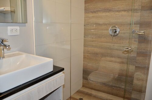 Home Suites 118 By gA, Забронировать Отель Отели Богота с парковкой, рядом с AR Convention Center, Парковка