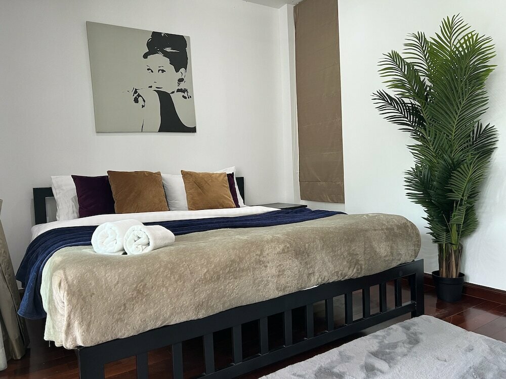 Villa Tropicana by Owner