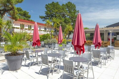 Azureva Club Pornichet Baie de La Baule, Забронировать Курортный отель Ла-Боль La Baule Bay