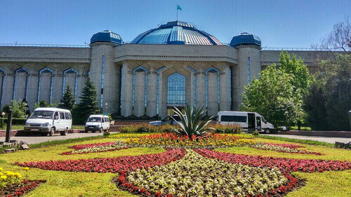Royal Max hotel & spa, Book Ferieresort Almaty hoteller med parkering, Parkering