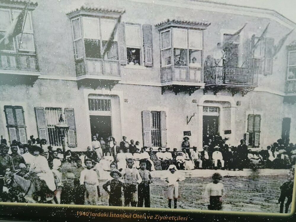 Cumbalica Beach Hotel