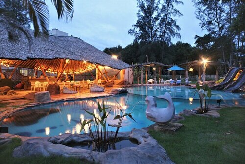 Dugong Village-Green Hotel, Забронировать Отель Ban Huai To 
