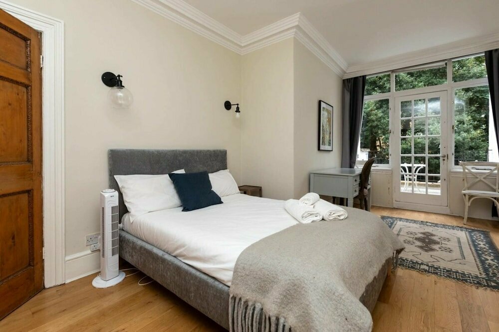 Gorgeous 6BD House - 2 Mins From South Kensington!