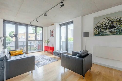 Beautiful & Bright 2BD Flat - Dalston!, Забронировать Отель Отели Большого Лондона 4 звезды, 4*