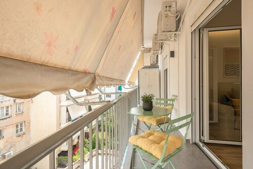 Luxury Hill View Loft by Cloudkeys, Забронировать Отель Отели Афины 4 звезды, рядом с Evelpidon Court Complex, 4*