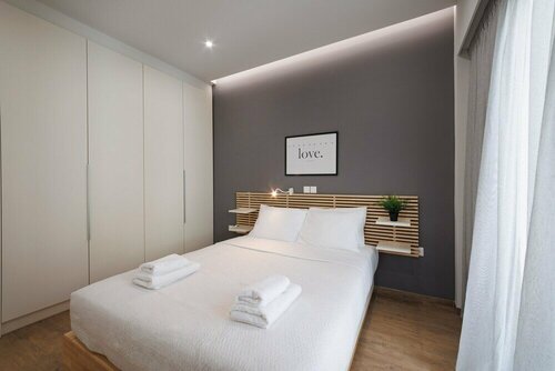 Chic & Renovated Flat Steps from Metro, Забронировать Отель Афины периферийная единица Центральные Афины