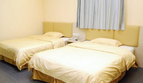 Guangzhou Baiyi Hotel Xingang Road, Забронировать Отель Отели Гуанчжоу с парковкой, Парковка