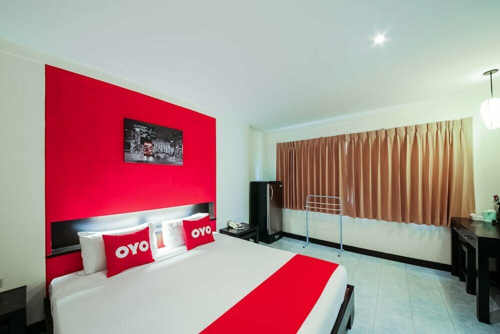 Roar Inn Patong