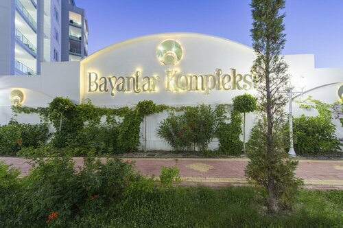 Modern Saraylar - All Inclusive, Забронировать Курортный отель Отели Побережья Алании с парковкой, Парковка