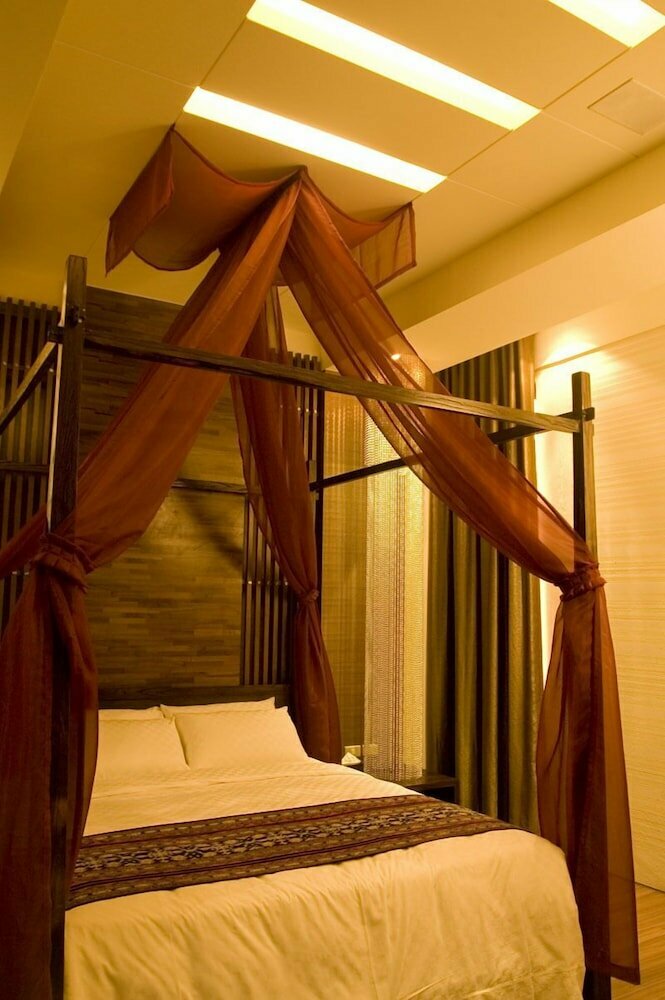 Hip Spa Motel