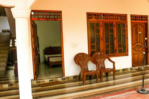 French Garden Regish Beachfront Hotel, Rezervasyon Misafirhane Trincomalee Trincomalee District