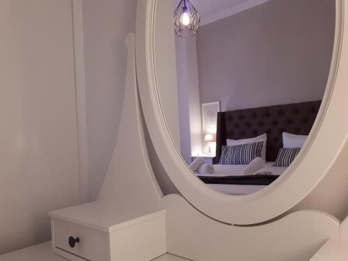 Suite 2 Bedrooms, Забронировать Апартаменты/квартира Афины периферийная единица Центральные Афины