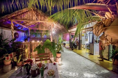 Equator Beachinn, Забронировать Отель Маафуши (Атолл Каафу) 