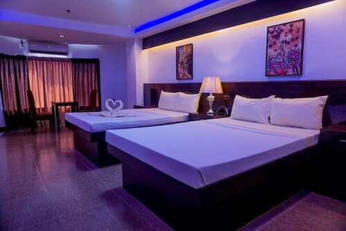 Bergamo Hotel Lingayen, Book Hotel  