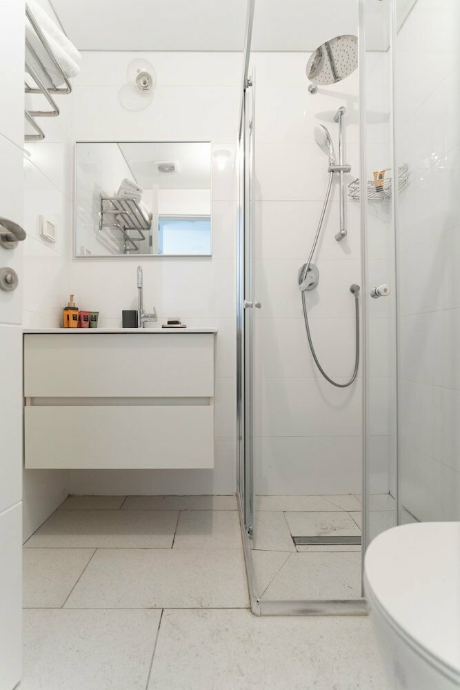 Eshel Suites