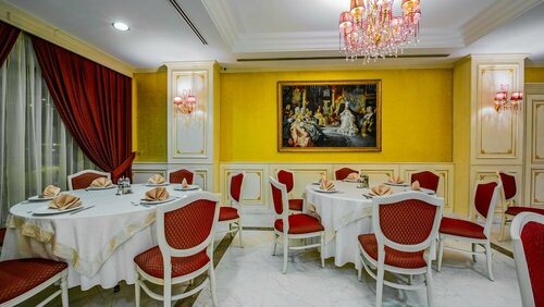 Riverside rooms at Hotel Fieri, Buchen Sie Hotel Fier Albanische Riviera