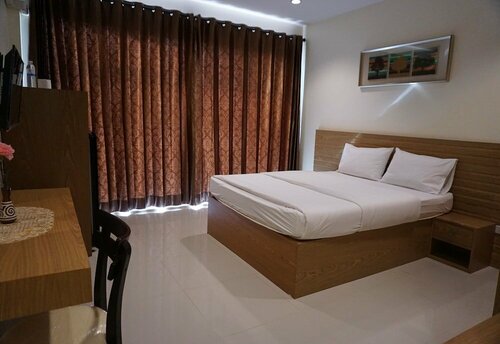 Lew Residence, Забронировать Отель Пхаяу Phayao Province