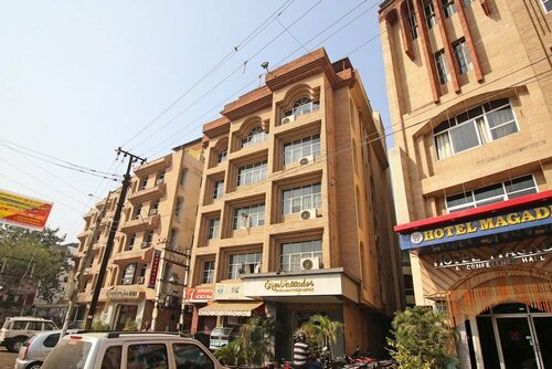 OYO 10400 Hotel The Ambassador, Забронировать Отель Отели штата Карнатаки с завтраком, Завтраки