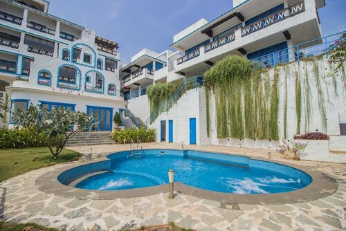 OYO 11899 Home Greek Style 4BHK Penthouse Bambolim, Забронировать Апартаменты/квартира Верем Северный Гоа