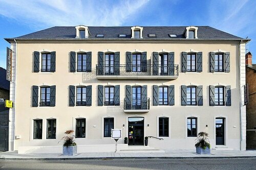 Logis Hôtel du Morvan - Restaurant la Table de Jérôme, Rezervovat Hotel Luzy Nièvre